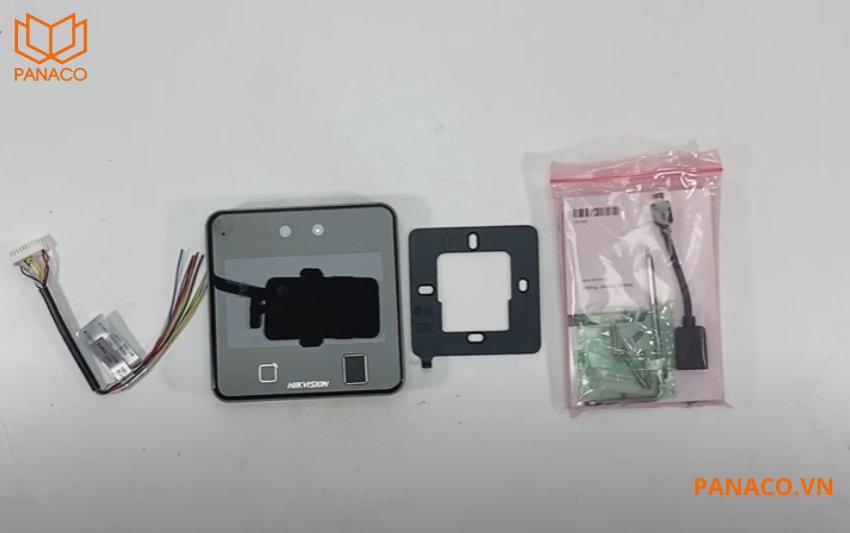Full bộ máy chấm công Hikvision DS-K1T642MFW