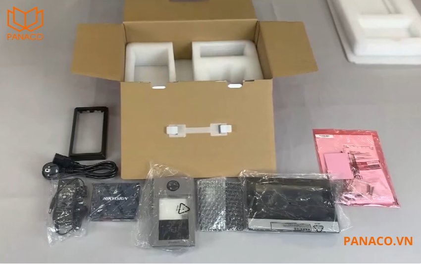 Full set nút nhấn chuông cửa màn hình Hikvision DS-KV8113-WME1(B)