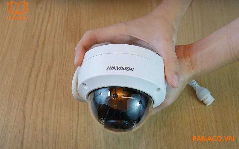 Camera IP hikvision bán cầu hồng ngoại DS-2CD1143G2-LIUF