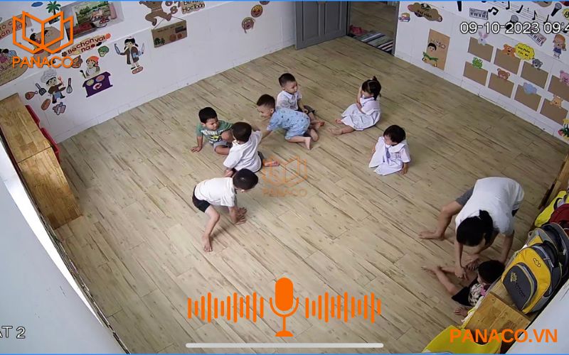 Camera có micro để ghi lại âm thanh tại khu vực