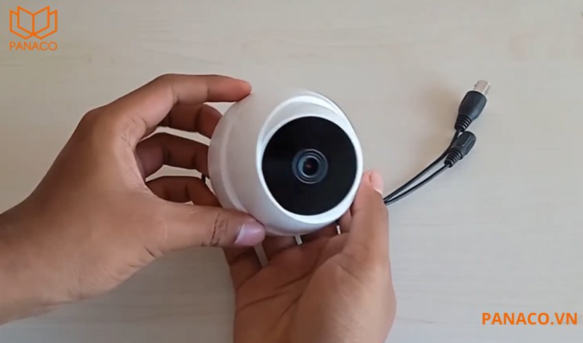 Camera bán cầu Dahua hoạt động bằng nguồn điện DC 12V