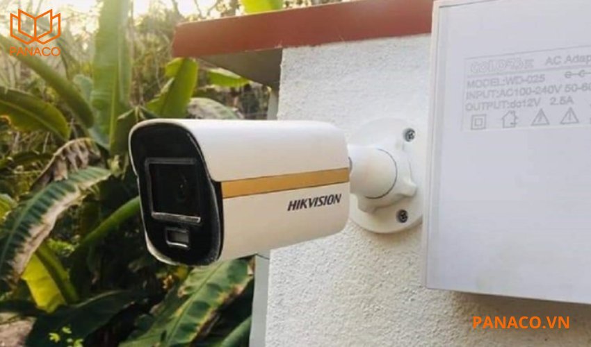 Camera hikvision DS-2CE10DF3T-FS có thể lắp đặt ngoài trời