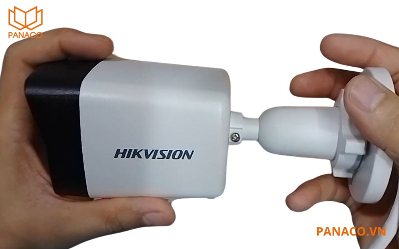 Camera hikvision thân hồng ngoại DS-2CD1023G2-LIUF