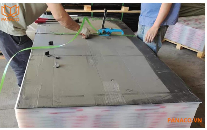DH-PFM922I-5EUN-C sử dụng chất liệu HDPE 
