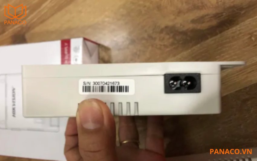 DS-2FA1225-C4(EUR) hỗ trợ đến 3 mức điện áp khác nhau