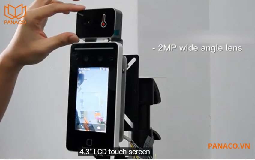 DS-K1T34BMWI được trang bị màn hình LCD kích thước 4.3 inch
