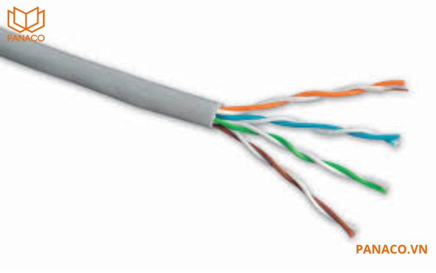 Dây cáp hikvision CAT5E DS-1LN5E-S được trang bị lớp vỏ bọc PVC cao cấp với độ dày 0.50 ± 0.05mm