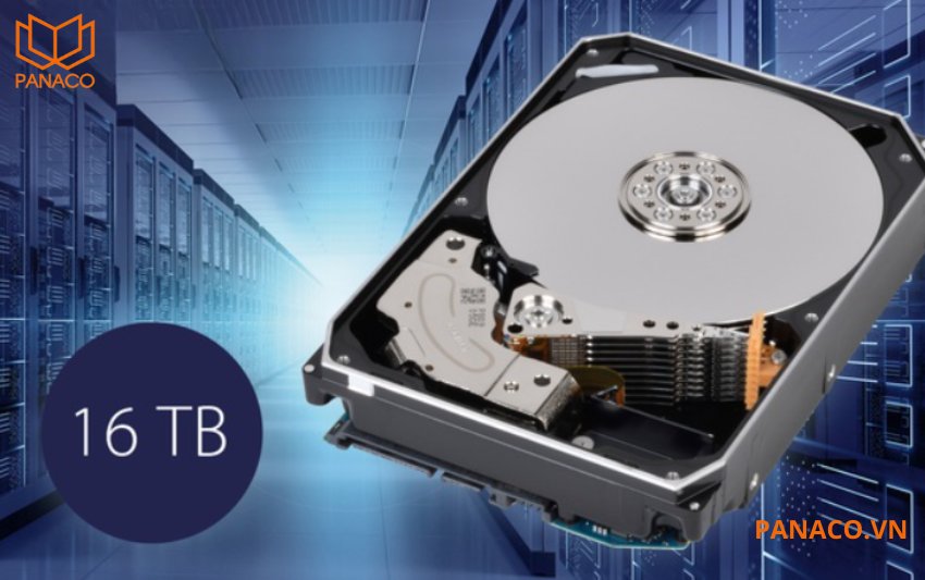 Hỗ trợ 4 ổ cứng, mỗi ổ có dung lượng tối đa lên đến 16TB