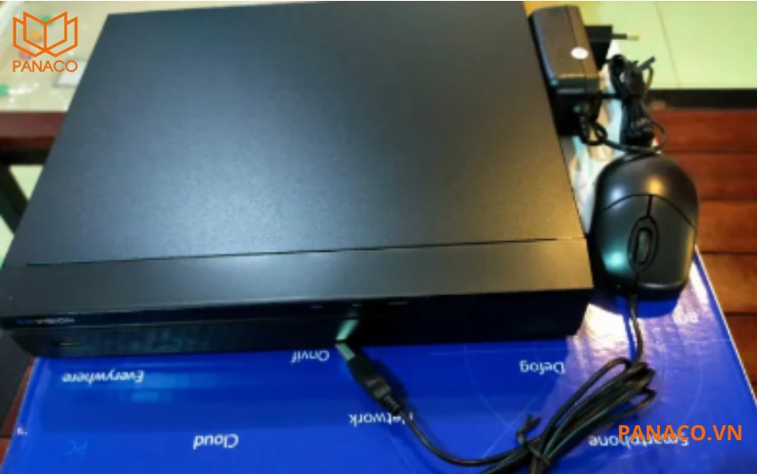 Hộp đầu ghi Kbvision 8 kênh KX-C4K8108SN2 đầy đủ