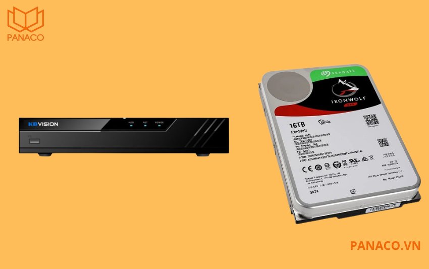 KX-A4K8114N2 trang bị 1 cổng SATA hỗ trợ ổ cứng lên đến 16TB