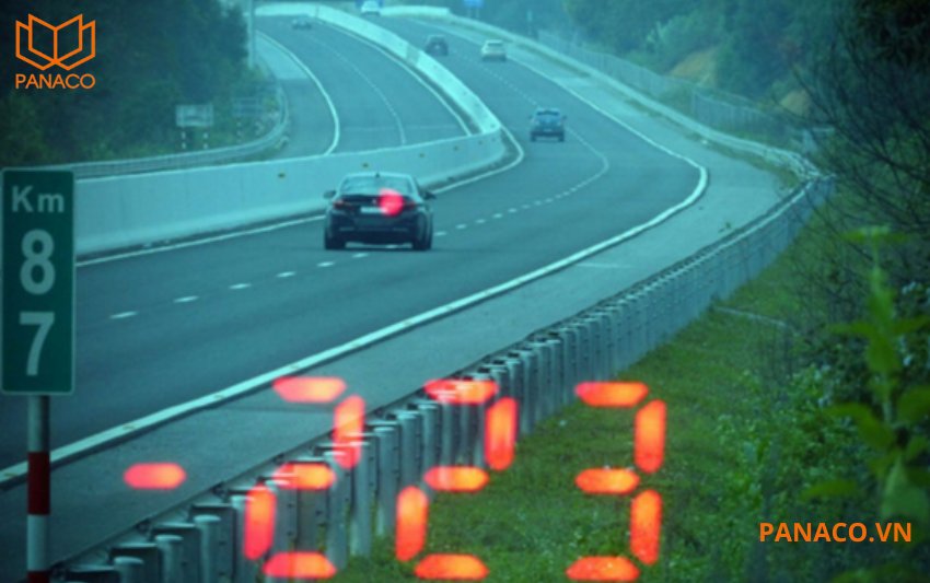 KX-F2501R3 có khả năng đo tốc độ xe từ 10km/h đến 250km/h