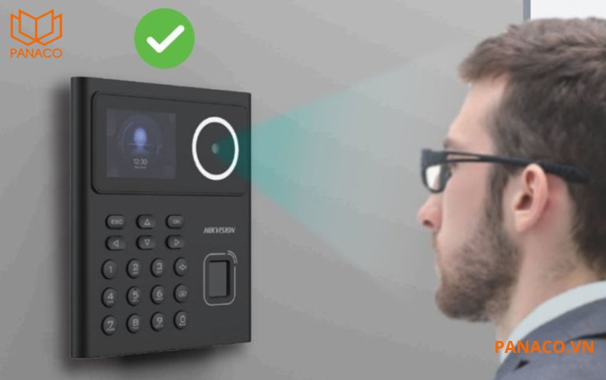 DS-K1T320MX có khả năng nhận diện với tốc độ dưới 0.2 giây/người 
