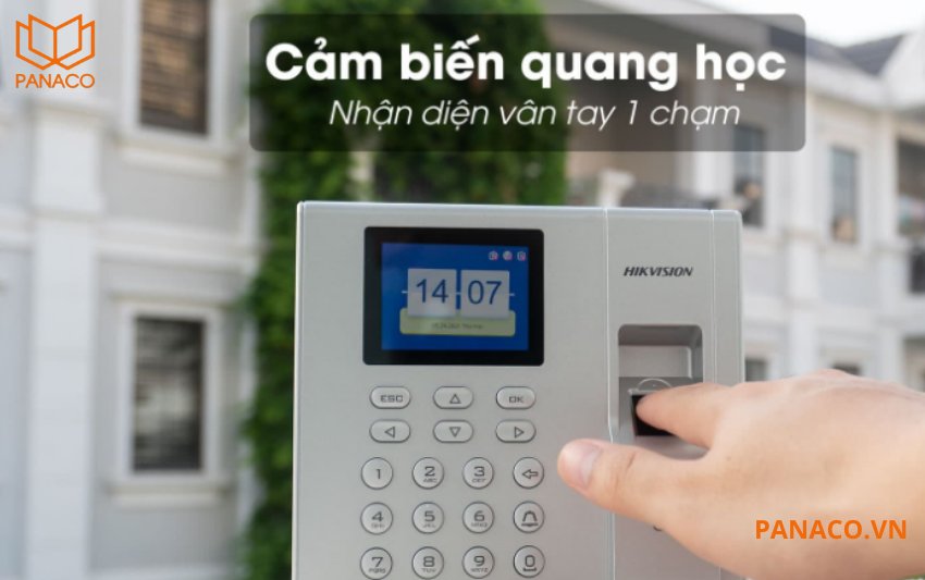 Máy chấm công hikvision DS-K1T8003F trang bị cảm biến vân tay quang học một chạm