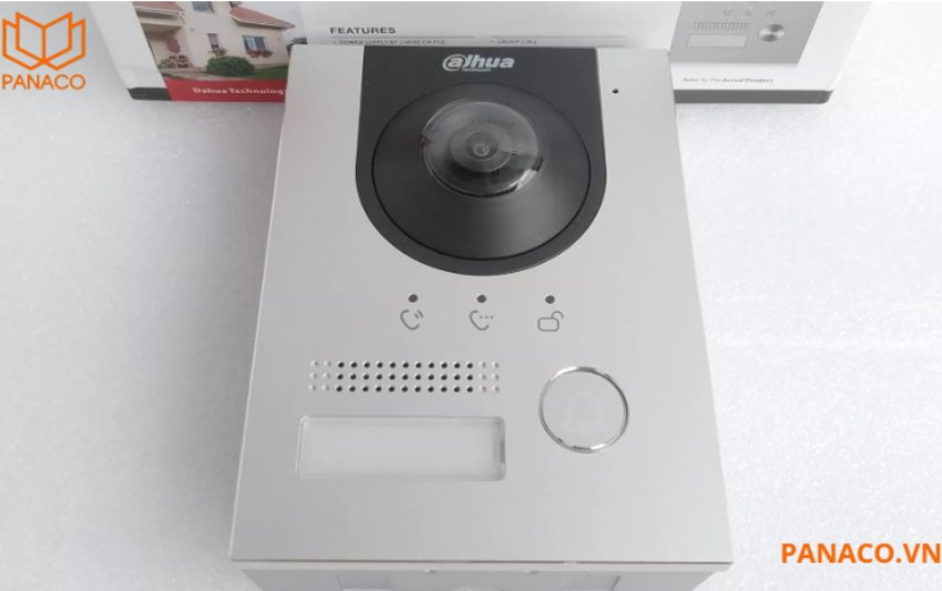 Nút nhấn chuông cửa sở hữu thiết kế bền bỉ với chất liệu kim loại cao cấp đạt chuẩn IP65, IK07