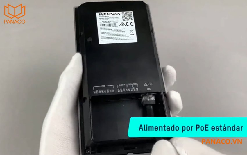 DS-KV8113-WME1(B) cấp nguồn linh hoạt PoE chuẩn hoặc 12V DC