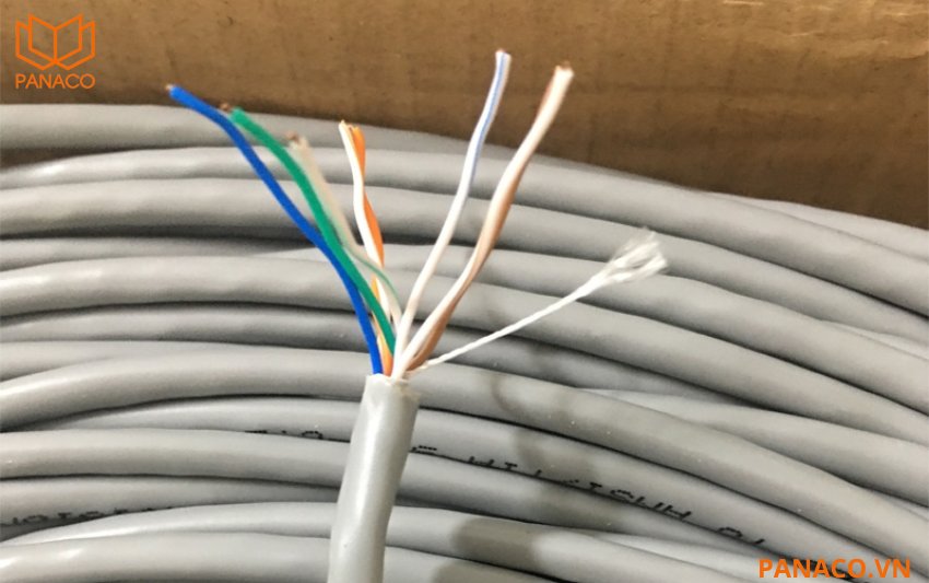Vỏ ngoài của dây cáp mạng hikvision CAT5E DS-1LN5E-E/E được làm từ vật liệu PVC cao cấp