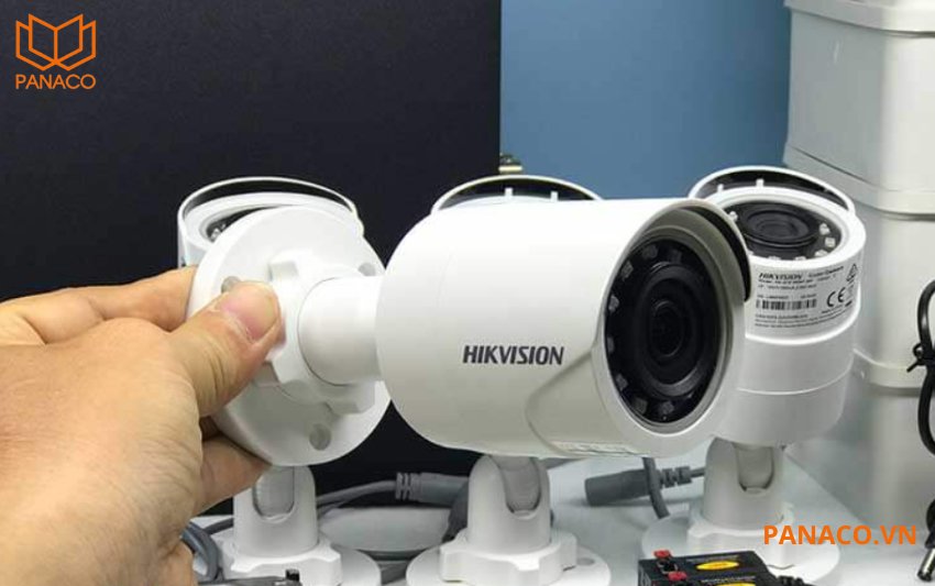 Thân hình trụ của camera hikvision
