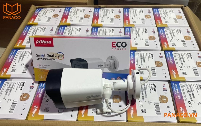 Camera POE thiết kế với nguồn điện 12VDC hoặc PoE