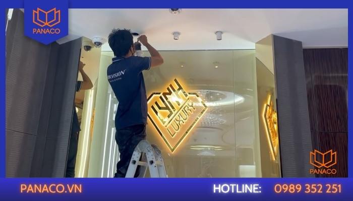 Sử dụng các dòng camera dome ốp trần thiết kế nhỏ gọn