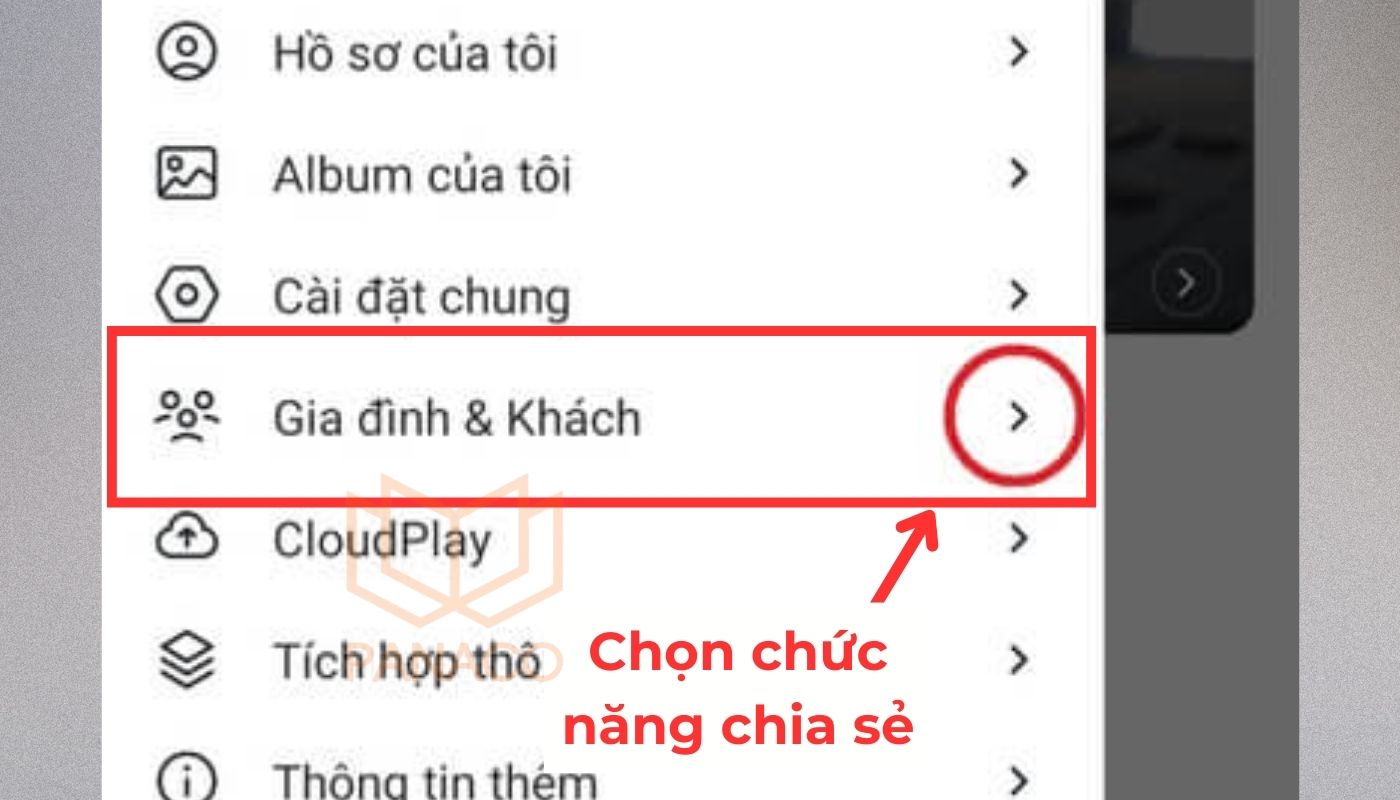 Bước 3: Chọn “Gia đình & Khách” để tiến hành cách chia sẻ camera Ezviz