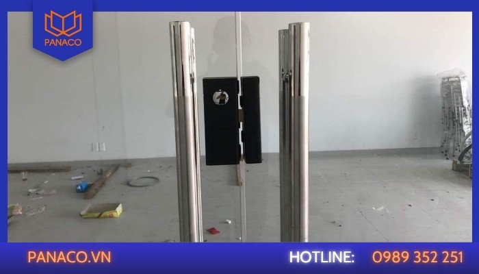 Lắp khóa vân tay cho Công ty tại 34 Đường số 1, Phường 4, Quận 4