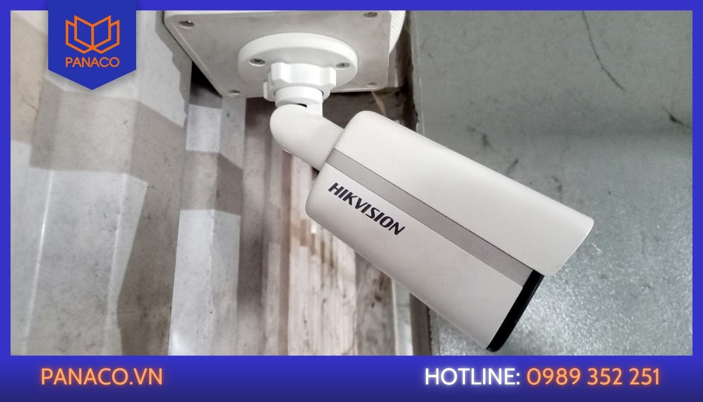 Camera Hikvision full color có tính năng bù ngược sáng