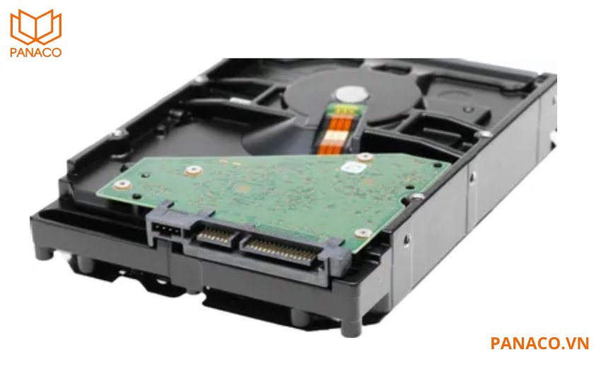 Ổ cứng giám sát Seagate SkyHawk ST8000VX010 sở hữu kích thước chuẩn 3.5 inch