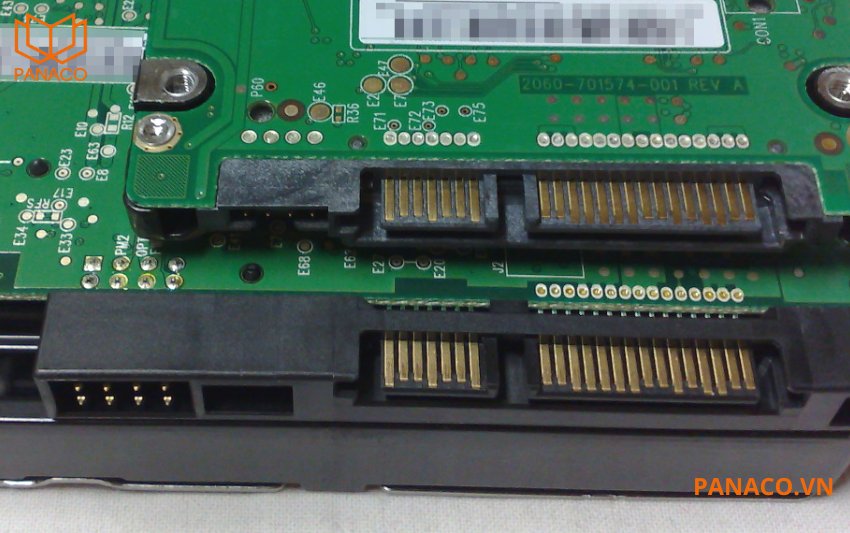 Ổ cứng HDWT380UZSVA dùng chuẩn giao tiếp SATA3 giúp kết nối với đầu ghi hình hiện đại