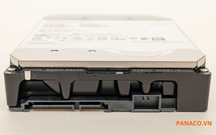 WD Ultrastar 16TB 0F38462 được thiết kế chuẩn 3.5 inch