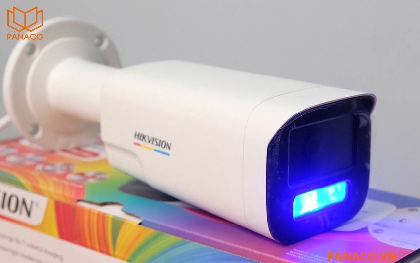 DS-2CD1047G3H-LIUF/SRB tích hợp còi hú và đèn nháy đỏ-xanh