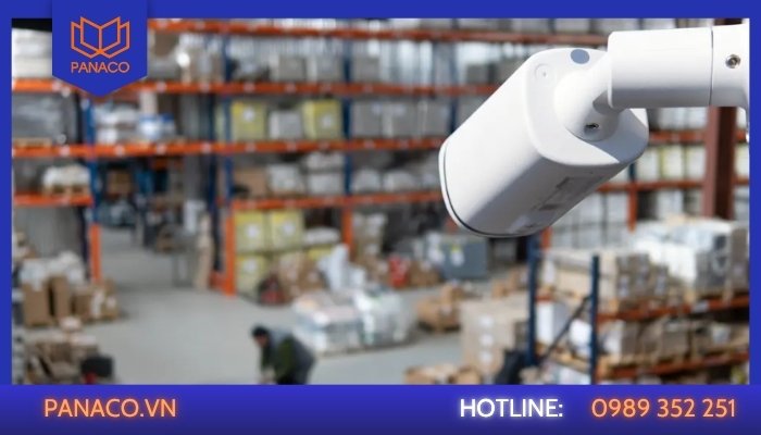 Dùng camera ngoài trời trong nhà khi cần tính năng đặc biệt như góc nhìn rộng, độ phân giải cao và khả năng hoạt động ổn định trong mọi điều kiện