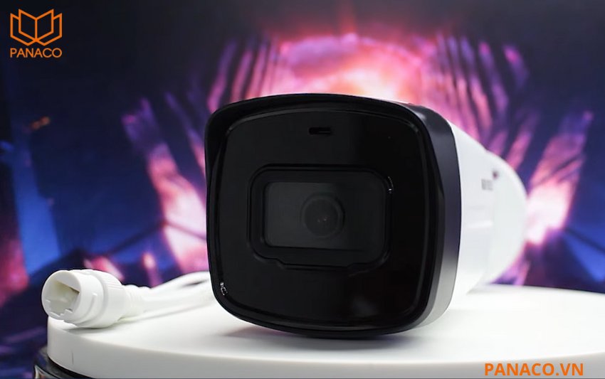 KX-A2111CN3-VN cấp nguồn linh hoạt qua 12VDC hoặc PoE