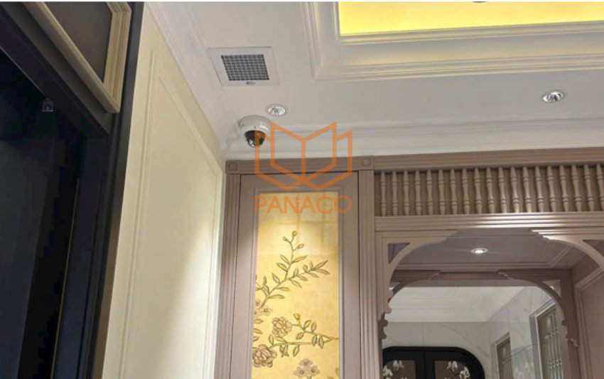 Camera được lắp gọn gàng tại hành lang