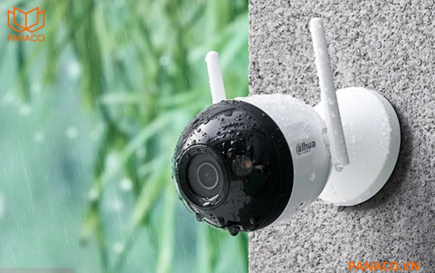 Camera DH-F2C-LED sử dụng vật liệu kết hợp nhựa và kim loại mang lại cảm giác chắc chắn