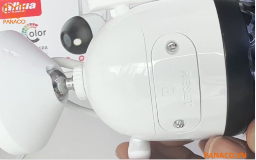 Dung lượng hỗ trợ lên đến 256GB giúp camera lưu trữ nhiều ngày liên tục mà không cần lo thiếu không gian