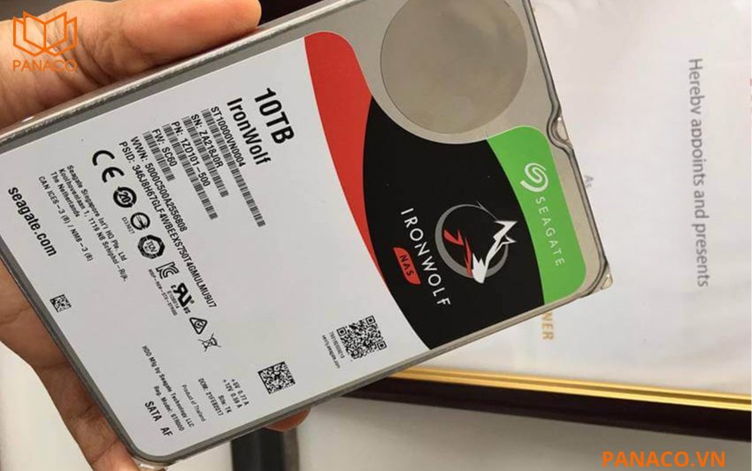 KX-CAi4K8108N2-I2 hỗ trợ lắp đặt ổ cứng dung lượng lên tới 10TB