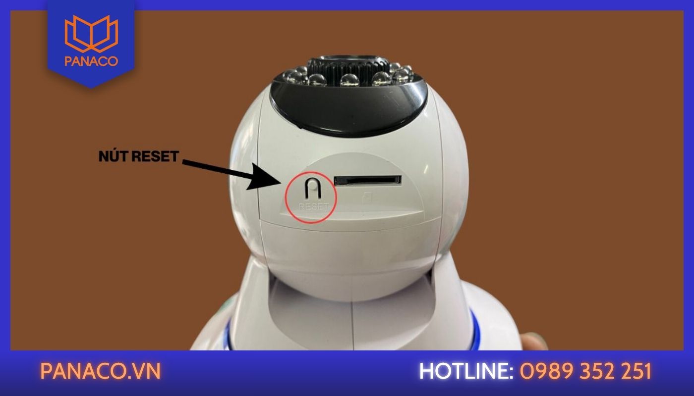 Reset thiết bị khắc phục lỗi camera Yoosee sáng đèn liên tục