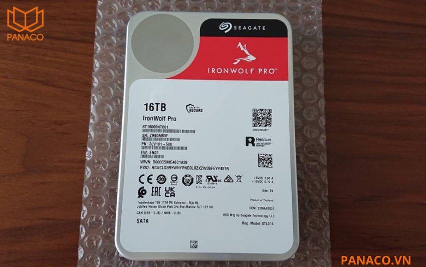 DH-XVR5104HS-5M-I3/T sử dụng ổ cứng dung lượng 16TB