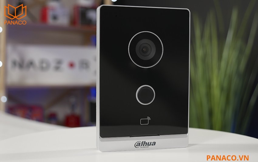 Dahua DHI-VTO2211G-WP-S2 gây ấn tượng ngay từ cái nhìn đầu tiên nhờ thiết kế mỏng, gọn nhẹ và hiện đại