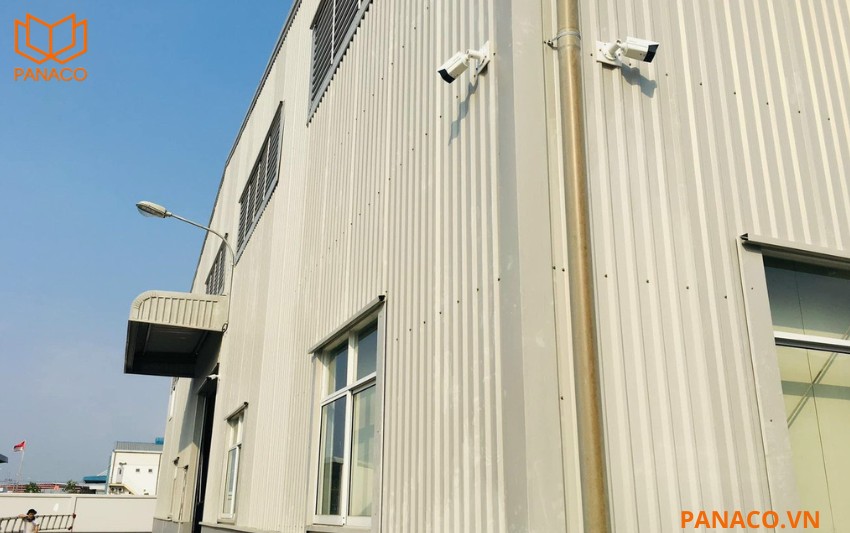 Camera thân cho khu vực cần quan sát xa và ngoài trời