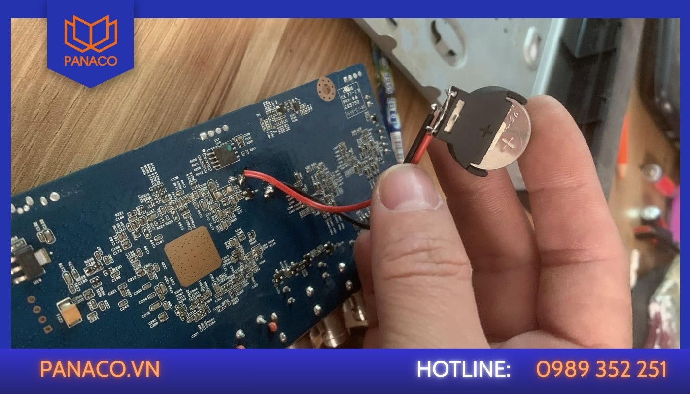 Hướng dẫn thay pin CMOS đúng kỹ thuật