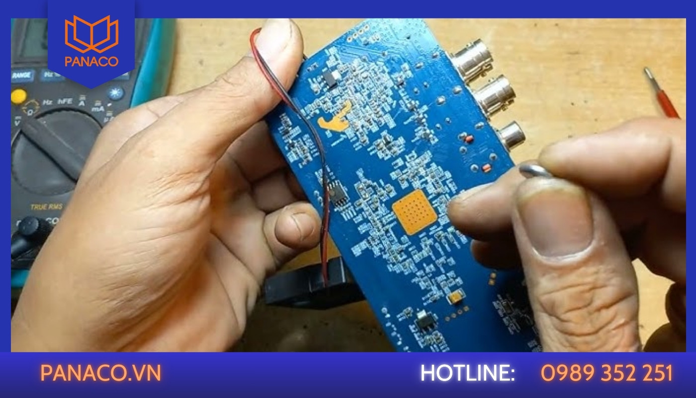 Lỗi mainboard hoặc linh kiện bên trong đầu ghi