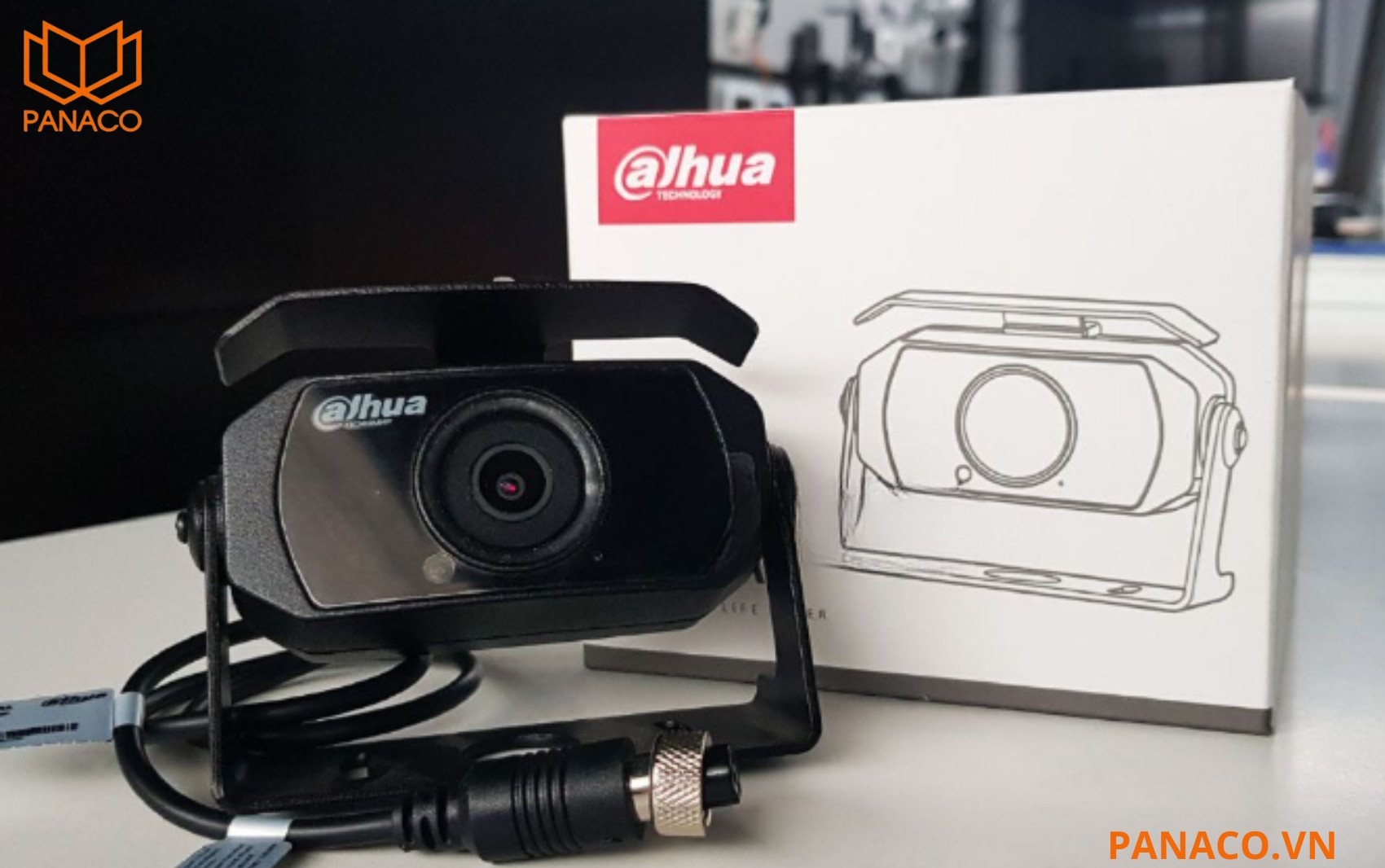 Vỏ kim loại siêu bền bỉ cùng tiêu chuẩn IP67 thách thức thời tiết