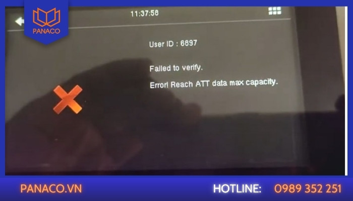 Bộ nhớ máy chấm công bị đầy