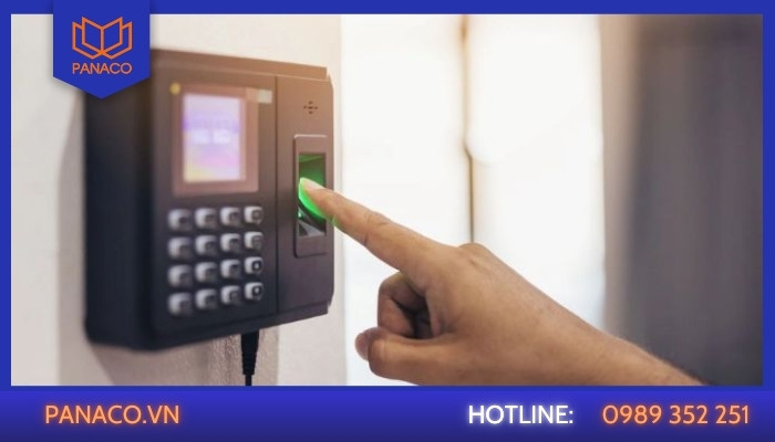 Cách khắc phục lỗi máy chấm công Kbvision không mở cửa