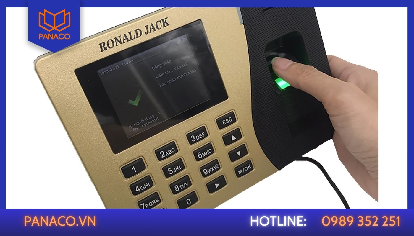 Máy chấm công nhận diện vân tay chậm (Lag)