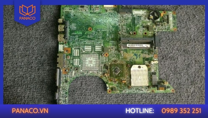 Bo mạch chính bị ăn mòn, rỉ sét linh kiện