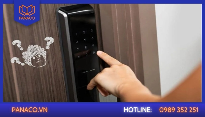 Khóa cửa thông minh bị liệt bàn phím và loạn mã số