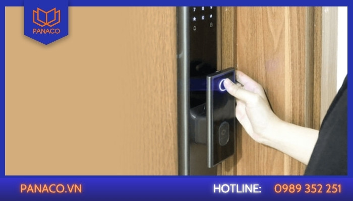 Khóa cửa thông minh lỗi nhận diện vân tay