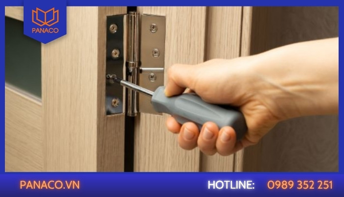 Khóa điện tử bị kẹt chốt cơ khí